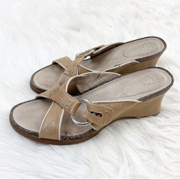 Ariat Cross Strap Leather Wedge Sandals - Picture 1 of 10